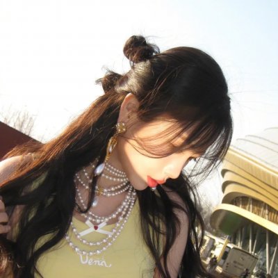 春光绿柳营